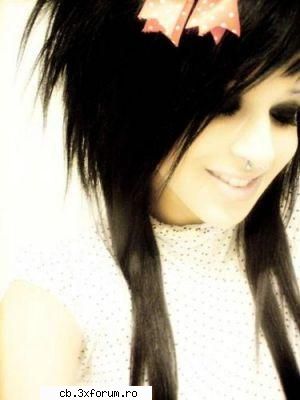 Emo Girls - si ea baga am o gramada - [��♥Emo♥��]
