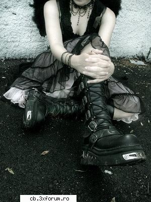 eo le adooor :nebun:  goth pics