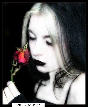 Zile fripte - Trauma : 18 ani se preface o fata cumintzica dar - [��♥Fan-Fic♥��]