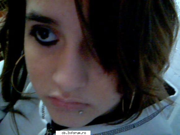 eo mah:)) - martzian sexy ah? - [��♥Poze Cu Noi♥��]