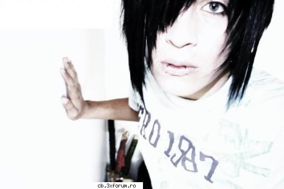 nebunia adolescentzei - ella - [��♥Arhiva Fan-Ficuri♥��]